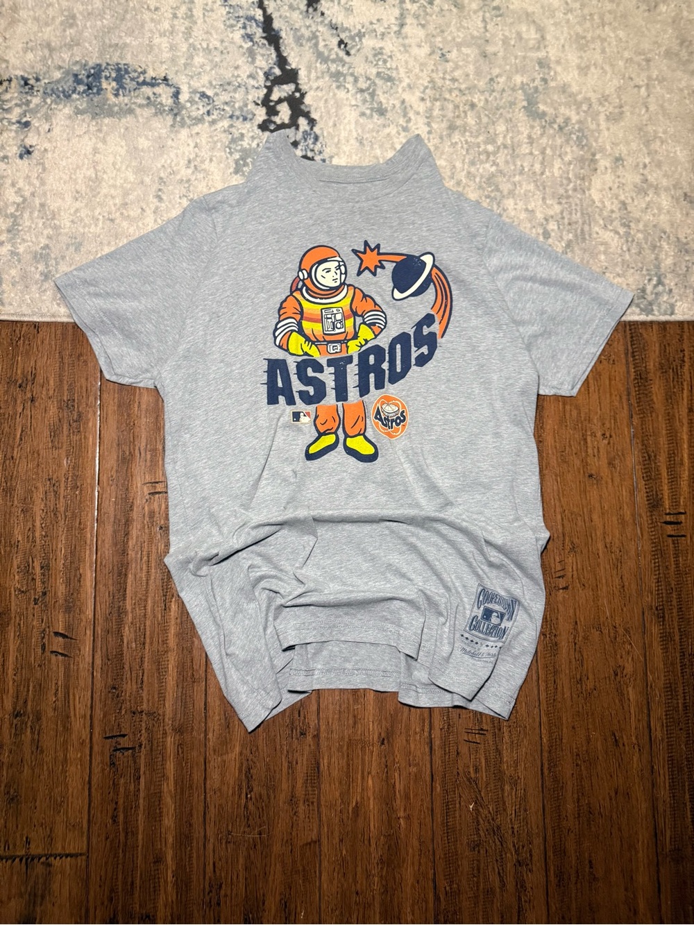 Houston Astros Mitchell & Ness Cooperstown Astronaut T-Shirt Large
